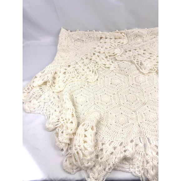 VTG Cream Handmade Knitted Shawl Coverup Wrap Soft OS Granny 1960's - Picture 2 of 6